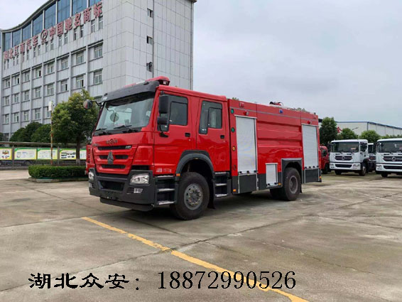 湖北眾安水罐消防車完美交付至新疆建設(shè)兵團第五師八十三團