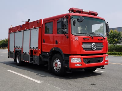 國六東風7噸水罐消防車